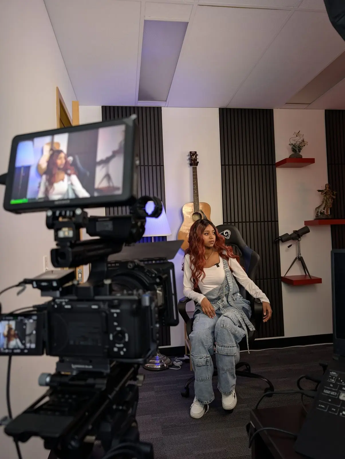 Recording an interview on the ICAN social set